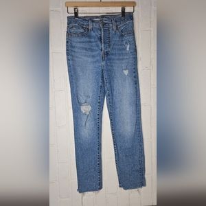 Levi's Wedgie Straight Leg Jean